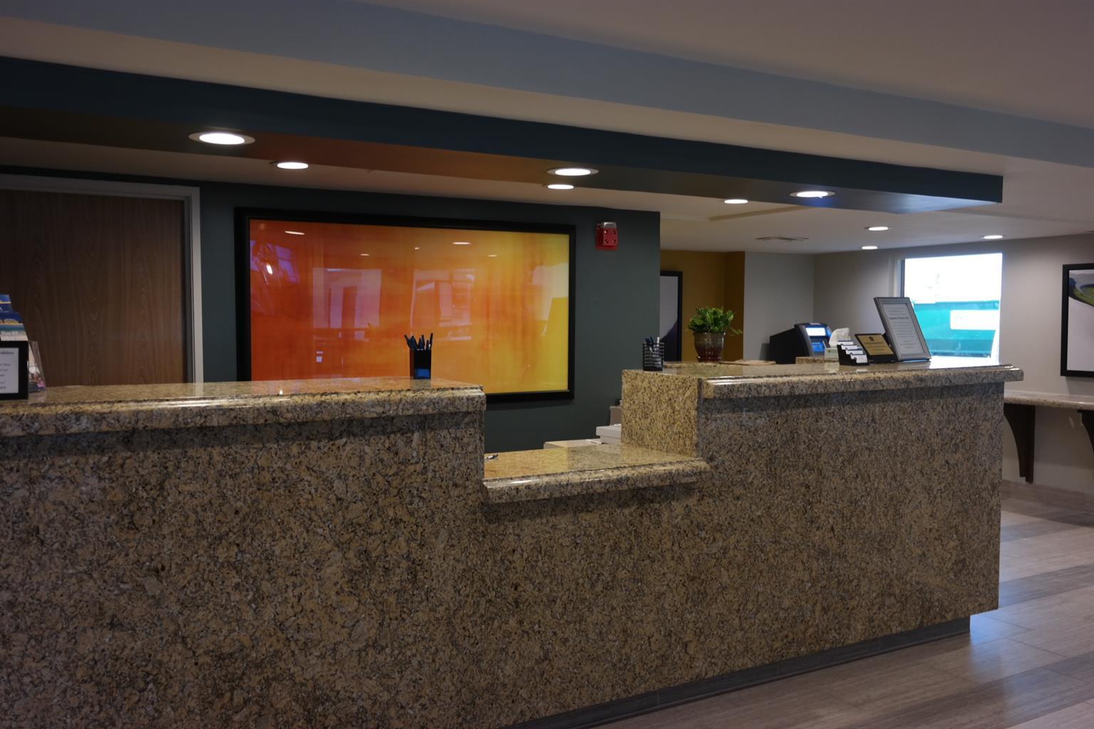 Quality Inn Phoenix North I-17 Екстериор снимка