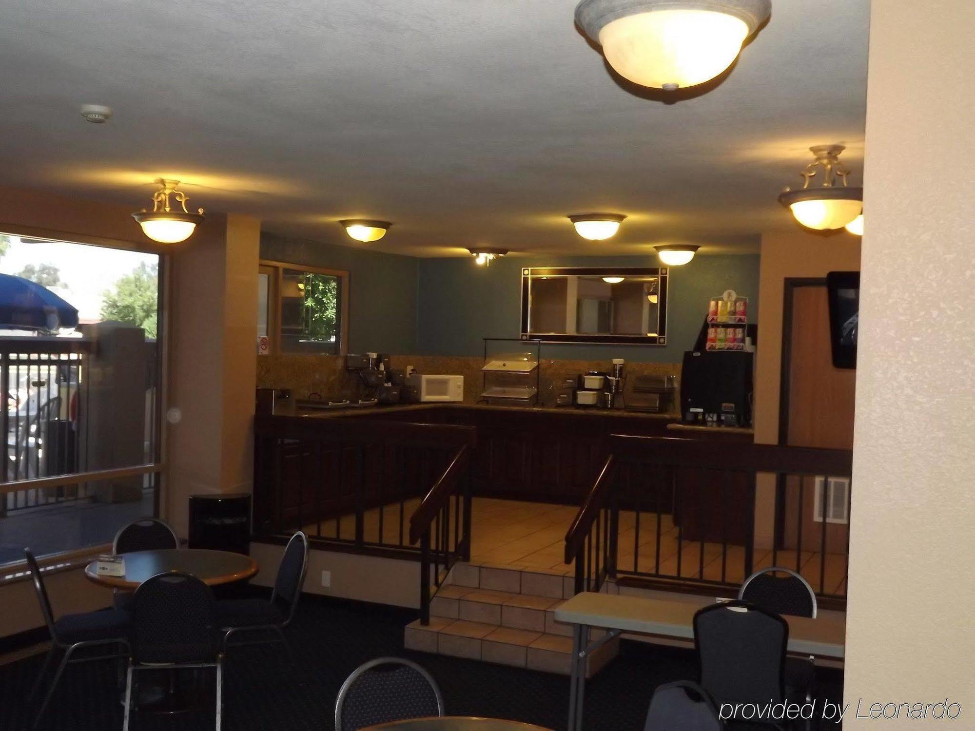 Quality Inn Phoenix North I-17 Екстериор снимка
